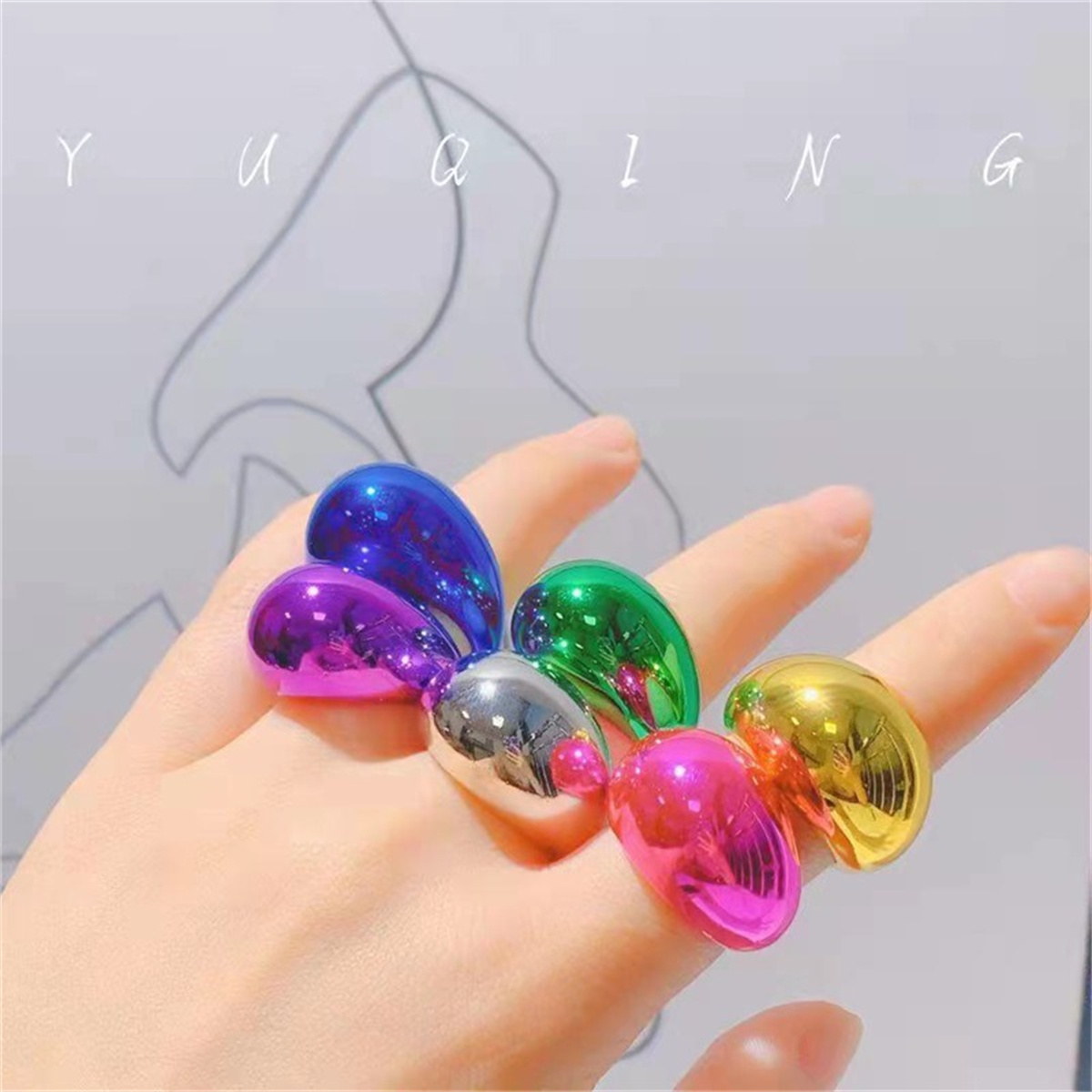 Street Fashion Blog - Cincin Gaya Retro Akrilik Baru yang
