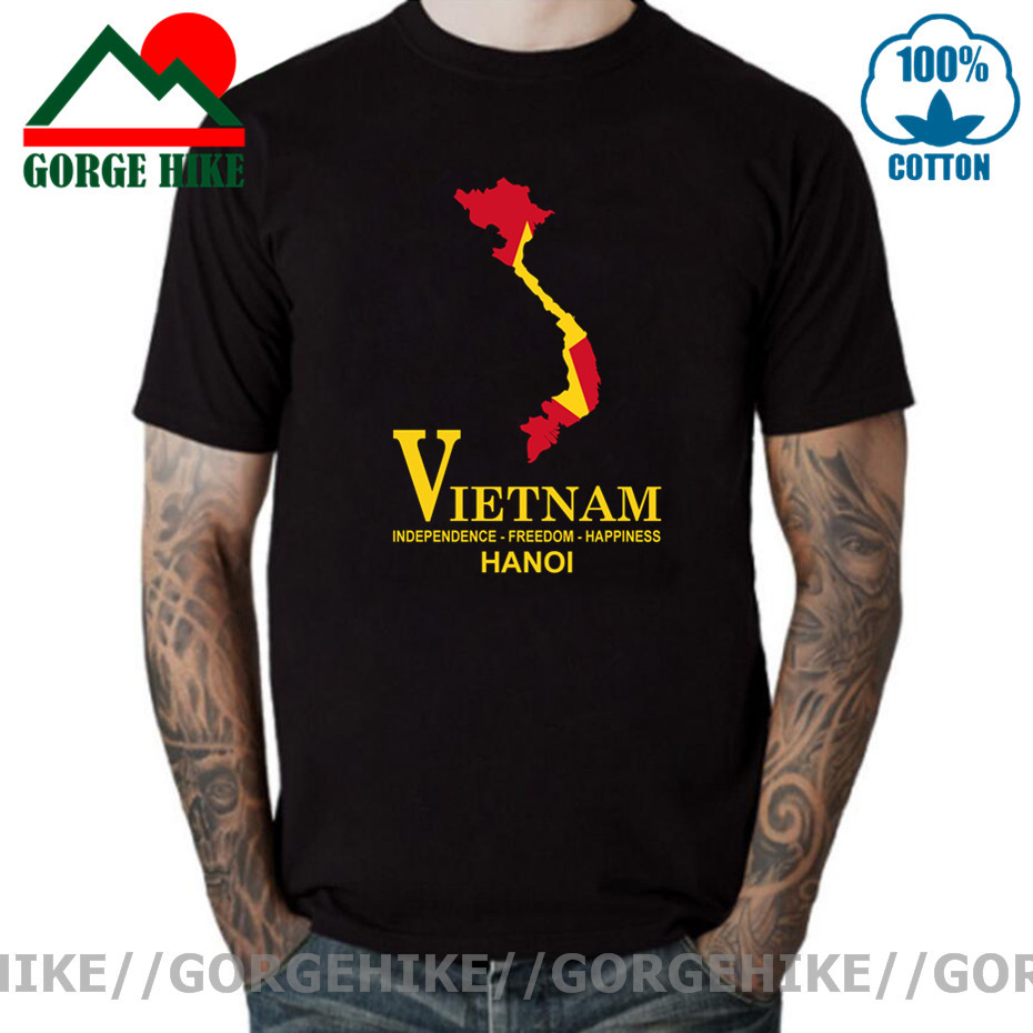 Street Fashion In Vietnam - Kaus Pria VNM Hanoi VietNam Kaus