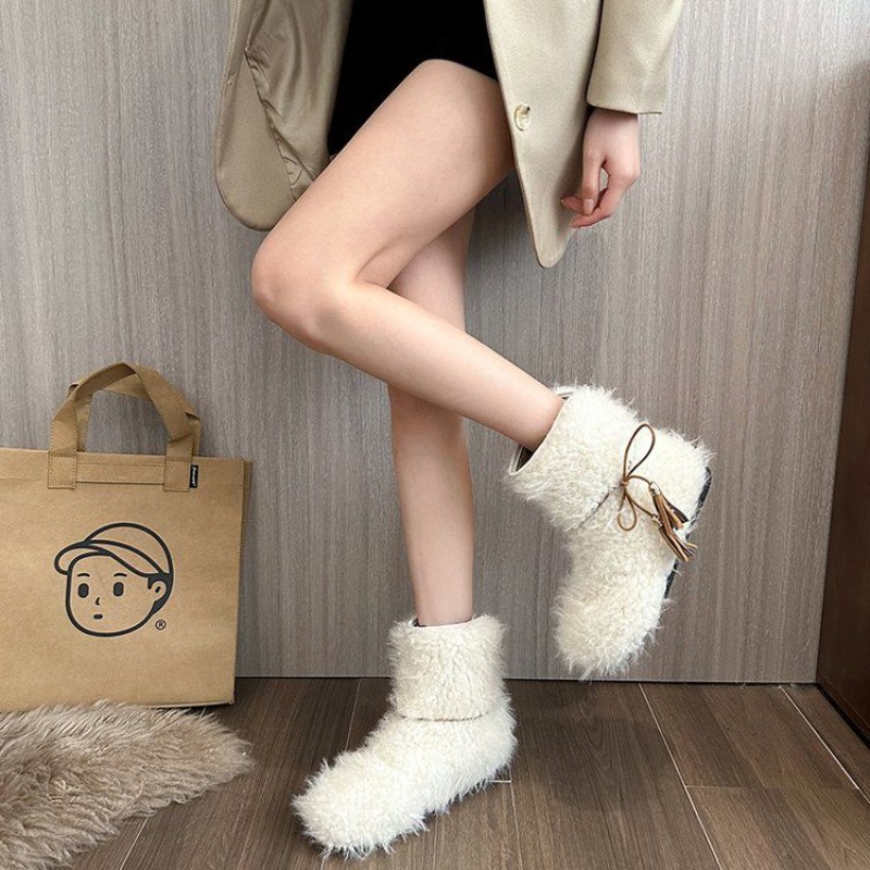 Street Fashion Online - Sepatu Wanita Putih Berlapis Bulu Warna
