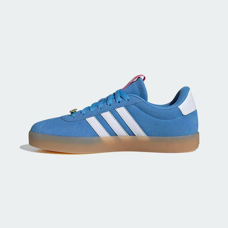Street Fashion Adidas - Sepatu Skate Kulit Adidas Wanita 2026
