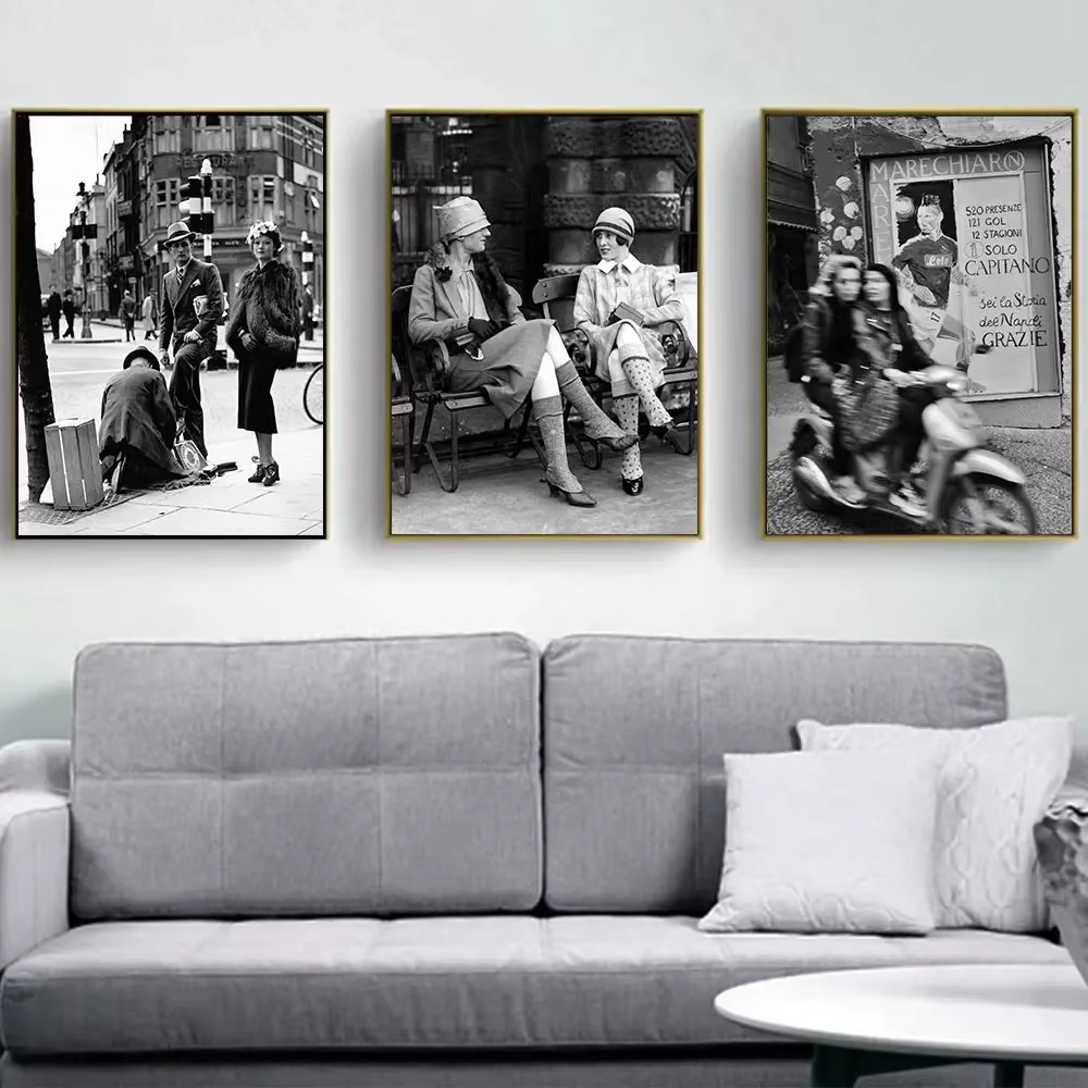 Italy Fashion Street - Mode Cetak Fotografi Vintage Hitam dan