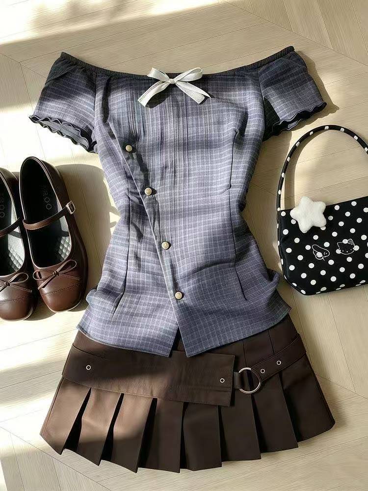 Street Fashion In Japan - Blus Ruffle Retro Wanita Jepang Y2K