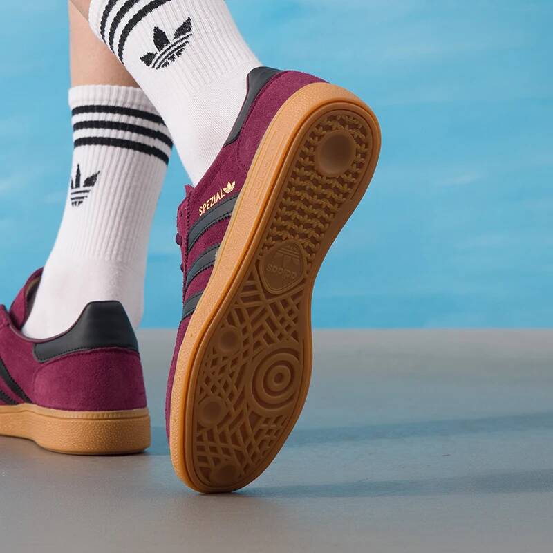 Sepatu Adidas Samba Trefoil Un - Street Fashion Adidas ulasan dan harga