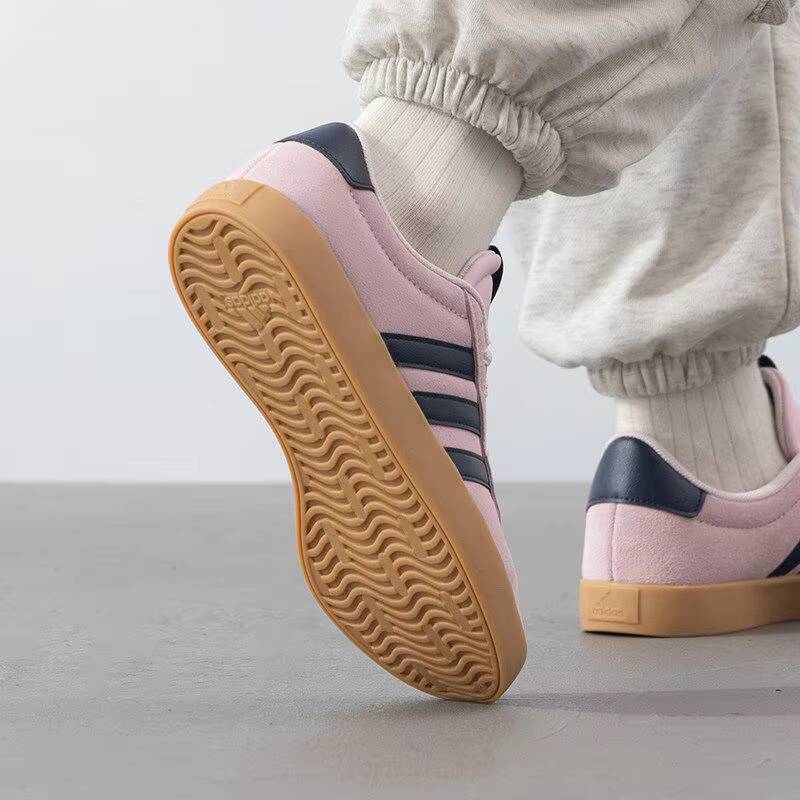 Sepatu Skateboard Wanita Adida - Street Fashion Adidas ulasan dan harga